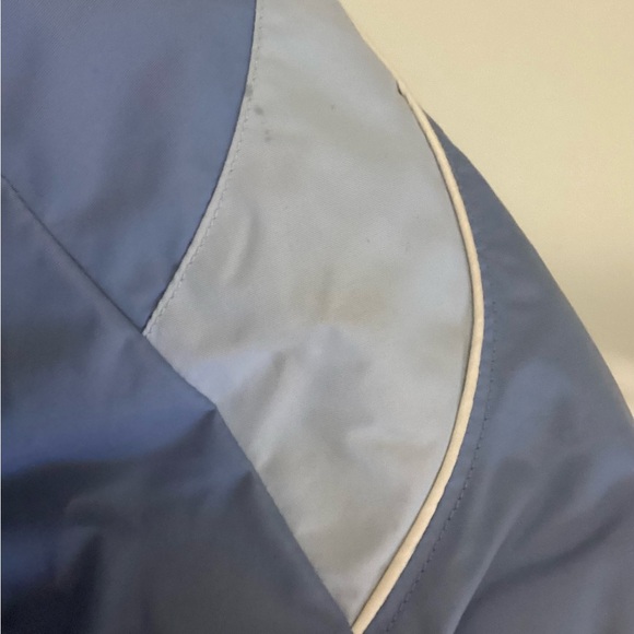 Woman’s Columnbia Winterr Jacket - Picture 6 of 6